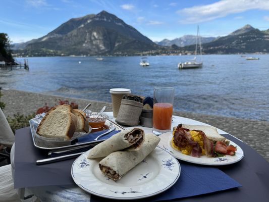 Caffe Varenna by null