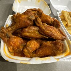 Chuck's Wings - Buffalo Classic Wings