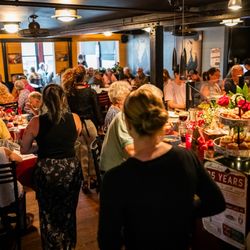 Mambo - Mountain Italian - Packed House