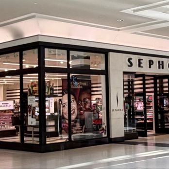 SEPHORA - Exterior/entrance of store - Cosmetics & Beauty Supply Near Me - Pittsburgh, Pennsylvania