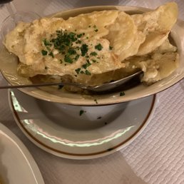 Potatoes au gratin (comes with pepper steak) Potatoes au gratin (comes with pepper steak)