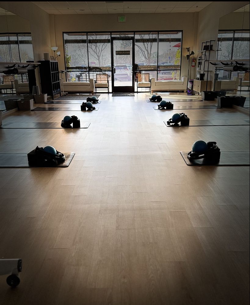 Spring Pilates EDH Logo