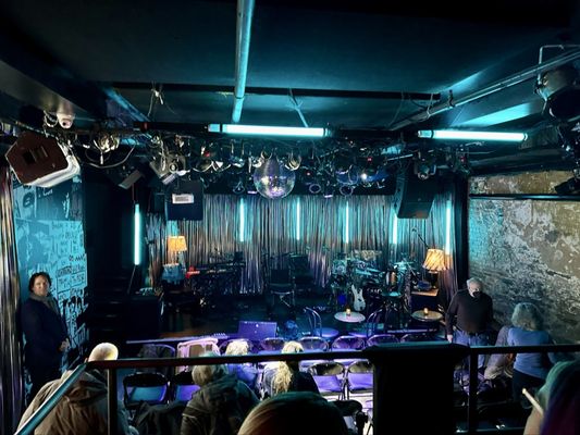 Bowery Palace by null