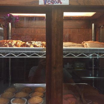 Panadería Nuevo Leon - Tiny vegans section of breads. - Bakeries Near Me - Chicago, Illinois Panadería Nuevo Leon - Tiny vegans section of breads. - Bakeries Near Me - Chicago, Illinois