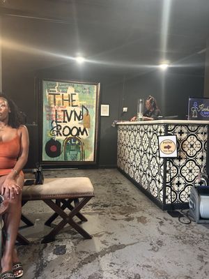 The liv’n Room by null