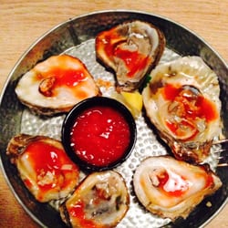 Oyster House - 1/2 dozen raw oysters (already ate a few, couldn't wait for the picture!)