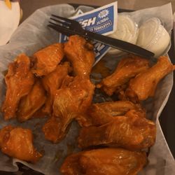 StingRay's Seafood - Buffalo wings