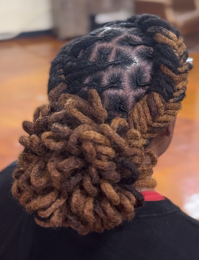 JAYS AFRO HANDS Updated June 2024 684 S La Brea Ave, Los Angeles, California Hair Stylists