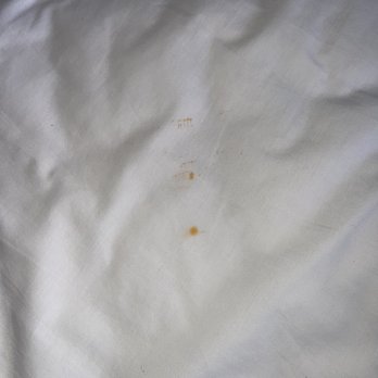 Renaissance Cancun Resort & Marina - Stains on my sheets - Hotels Near Me - Cancún, ROO