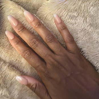 Polished Nail Bar - Nail Salons Near Me - Raleigh, North Carolina