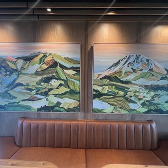 Starbucks - Interior. - Coffee & Tea Near Me - Ashwaubenon, Wisconsin Starbucks - Interior. - Coffee & Tea Near Me - Ashwaubenon, Wisconsin