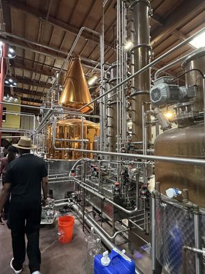 Los Angeles Distillery by null