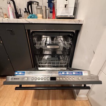 Fast Master - The dishwasher is not draining the water - Appliances & Repair Near Me - Flushing, New York Fast Master - The dishwasher is not draining the water - Appliances & Repair Near Me - Flushing, New York