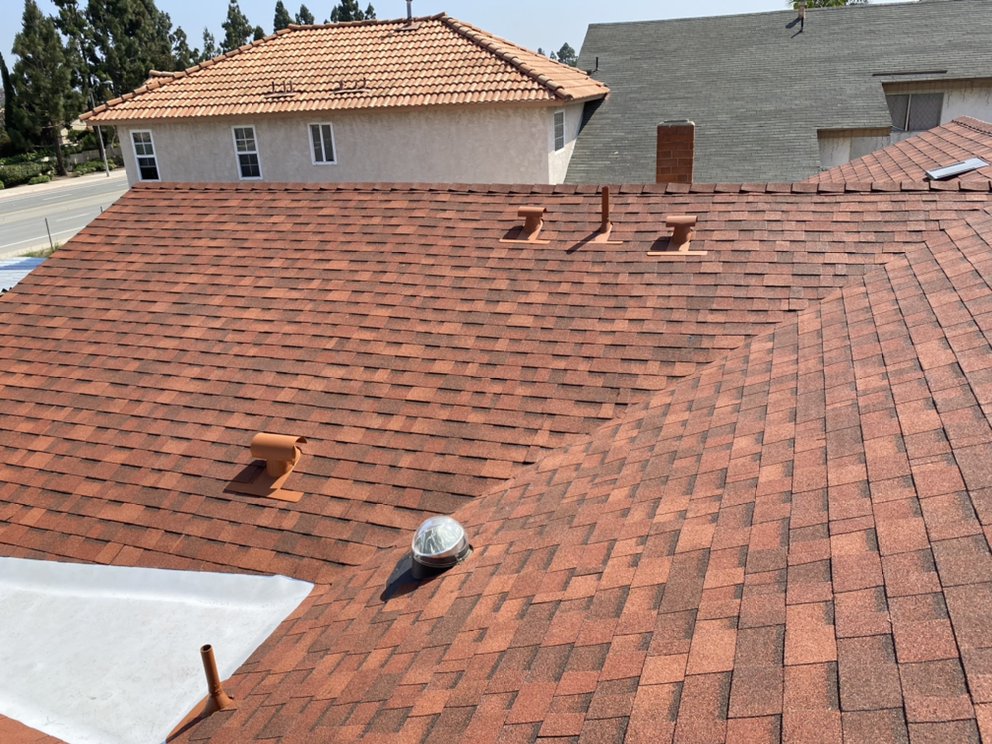 Slide of R&J Roofing