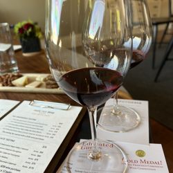 Roots Run Deep Winery - Pinot