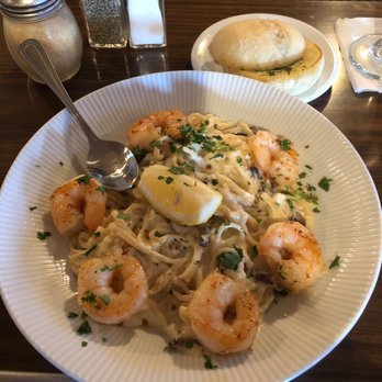 Gervasoni's Restaurant - Fettuccine with shrimp Alfredo - Steakhouses Near Me - Modesto, California Gervasoni's Restaurant - Fettuccine with shrimp Alfredo - Steakhouses Near Me - Modesto, California