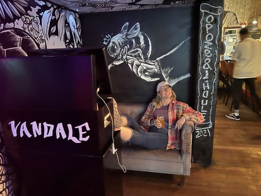 Vandale et Le Speakeasy by null