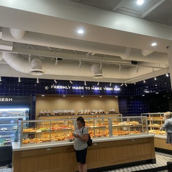 Paris Baguette - Pastries - Bakeries Near Me - Phoenix, Arizona