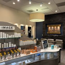 Hand & Stone Massage and Facial Spa