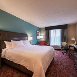 Hilton Garden Inn Bristol - Guest room