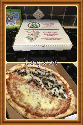 Luigi's Pizza by null