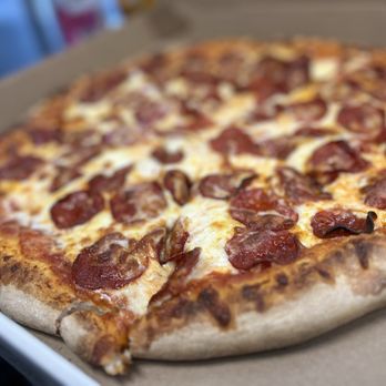 Khans Halal - Amazing pizza with beef pepperoni - Halal Near Me - Burke, Virginia Khans Halal - Amazing pizza with beef pepperoni - Halal Near Me - Burke, Virginia