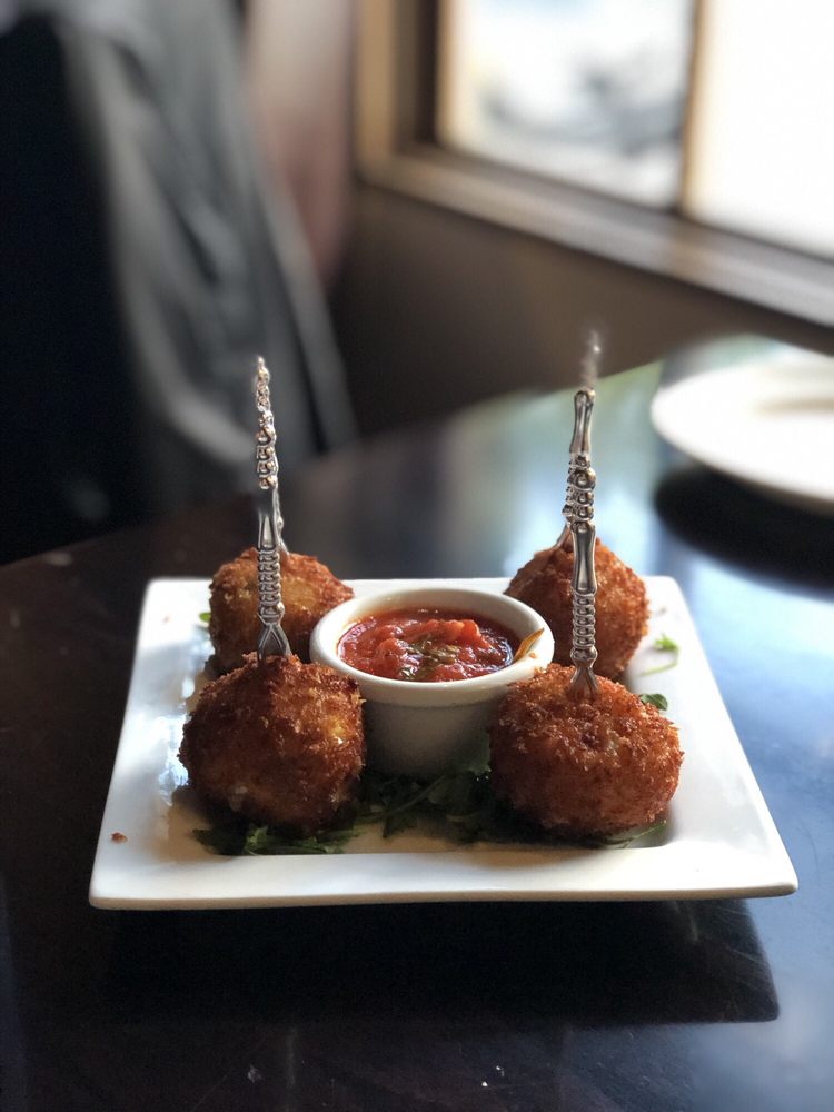 Vesuvio Takeout & Delivery 409 Photos & 544 Reviews Pizza