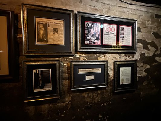 Elephant Room by null