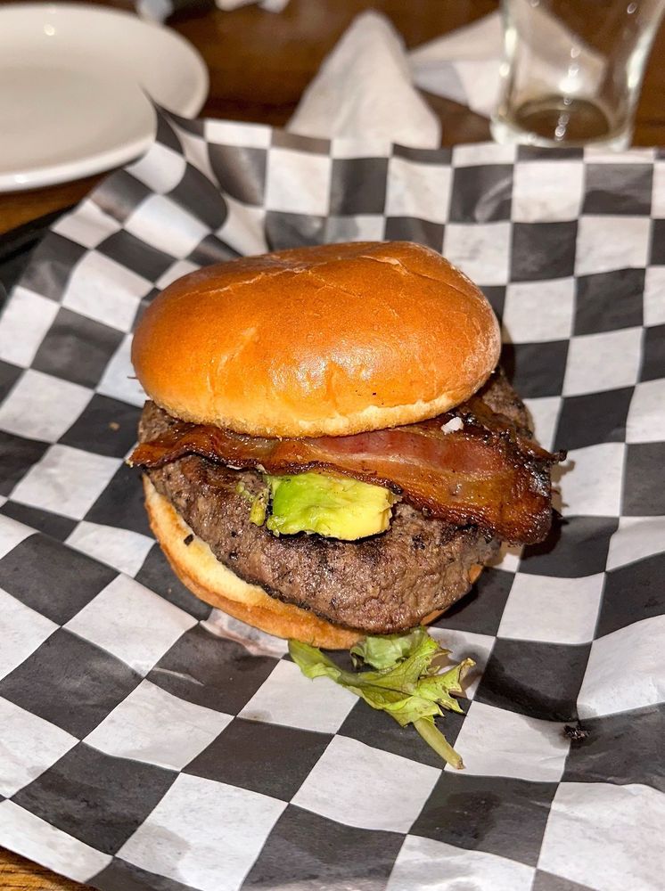 Aviator SmokeHouse BBQ 