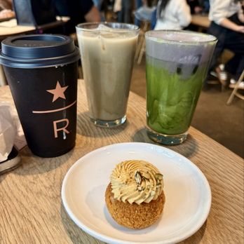 Starbucks Reserve Roastery Chicago - Salted Caramel Biano Latte, Iced Black Sesame Matcha Latte, Brown Sugar Hojicha Tea Latte, Pumpkin Spice Crème Puff - Coffee Roasteries Near Me - Chicago, Illinois Starbucks Reserve Roastery Chicago - Salted Caramel Biano Latte, Iced Black Sesame Matcha Latte, Brown Sugar Hojicha Tea Latte, Pumpkin Spice Crème Puff - Coffee Roasteries Near Me - Chicago, Illinois