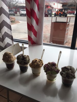 Crystal's Cakes & Cones by null