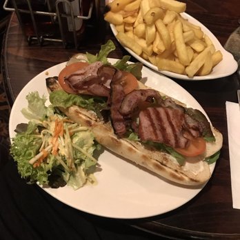 Skinners Arms - Pubs Near Me - London, XGL