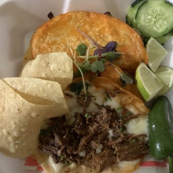 La Chiapaneca - Birria Tacos - Food Trucks Near Me - New Haven, Connecticut