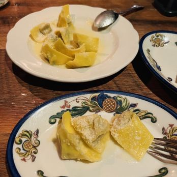 Sotto - Cappellacci - Italian Near Me - Cincinnati, Ohio Sotto - Cappellacci - Italian Near Me - Cincinnati, Ohio