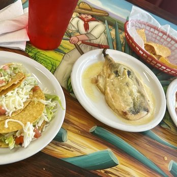 Mi Veracruz Restaurant - Chili Releno, Beef Enchilada, 3 Beef Hard Shell Tacos - Mexican Near Me - Jacksonville, Florida