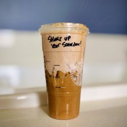 Starbucks - Shaken Espresso with Strawberry Cold Foam