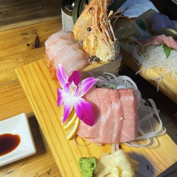 Noren Sushi Kitchen & Bar - Sushi Bars Near Me - Seattle, Washington Noren Sushi Kitchen & Bar - Sushi Bars Near Me - Seattle, Washington