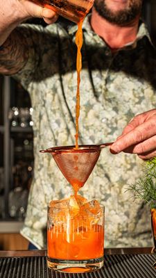 Folia Bar & Kitchen by null