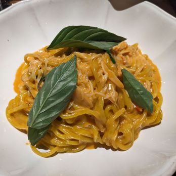 MINARI & The Pikok Lounge - The Crab pasta - kicking myself for not remembering the actual dish title but this pasta was my favorite entree of the four we ordered - Korean Near Me - Minneapolis, Minnesota