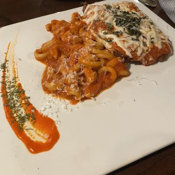 Ippolito's Trattoria - Veal Parmigiana - Italian Near Me - Sacramento, California Ippolito's Trattoria - Veal Parmigiana - Italian Near Me - Sacramento, California