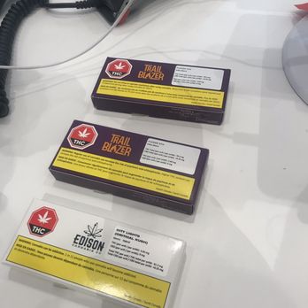 Canna Cabana - 3 prerolled. - Head Shops Near Me - Toronto, Ontario