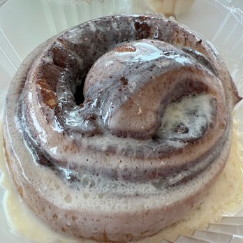 The Peach Cobbler Factory - Vanilla Cinnamon Roll - Desserts Near Me - Myrtle Beach, South Carolina The Peach Cobbler Factory - Vanilla Cinnamon Roll - Desserts Near Me - Myrtle Beach, South Carolina