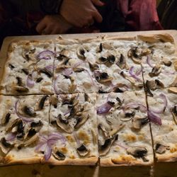 Le Cintra - Traditional tartes flambees