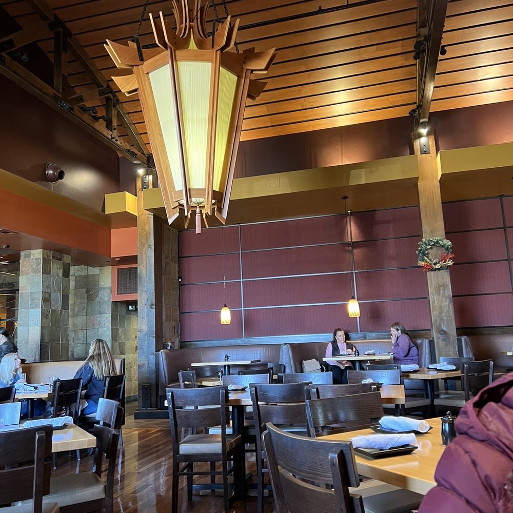 P.F. Chang's - ws a restaurant with a large chandelier - Chinese Near Me - Dayton, Ohio P.F. Chang's - ws a restaurant with a large chandelier - Chinese Near Me - Dayton, Ohio