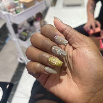 Vie Nails & Spa - My nails - Nail Salons Near Me - Spring, Texas Vie Nails & Spa - My nails - Nail Salons Near Me - Spring, Texas