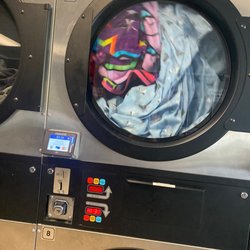 Crystal Clean Laundry - Number 1 or 7 dryer doesn't work don't use them