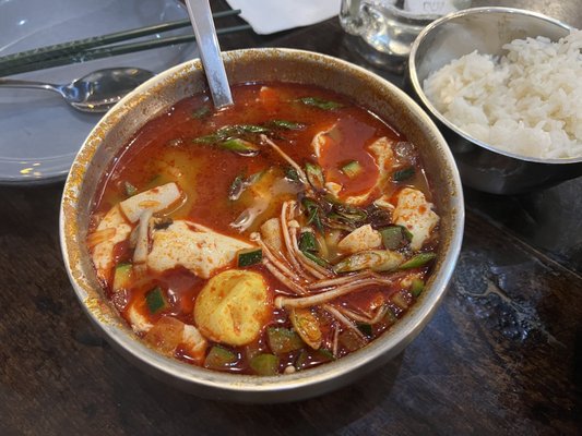 Dong-ne: Korean cuisine by null