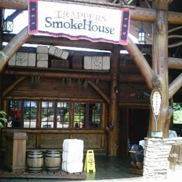 Front of Trapper's Smokehouse