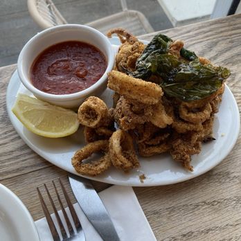 Met Him At A Bar - Fried calamari - Italian Near Me - Los Angeles, California Met Him At A Bar - Fried calamari - Italian Near Me - Los Angeles, California