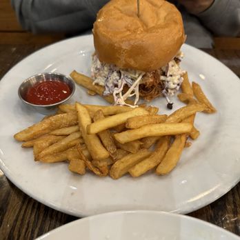 21st Amendment Brewery - BBQ Pulled Pork Sandwich - Brewpubs Near Me - San Francisco, California 21st Amendment Brewery - BBQ Pulled Pork Sandwich - Brewpubs Near Me - San Francisco, California